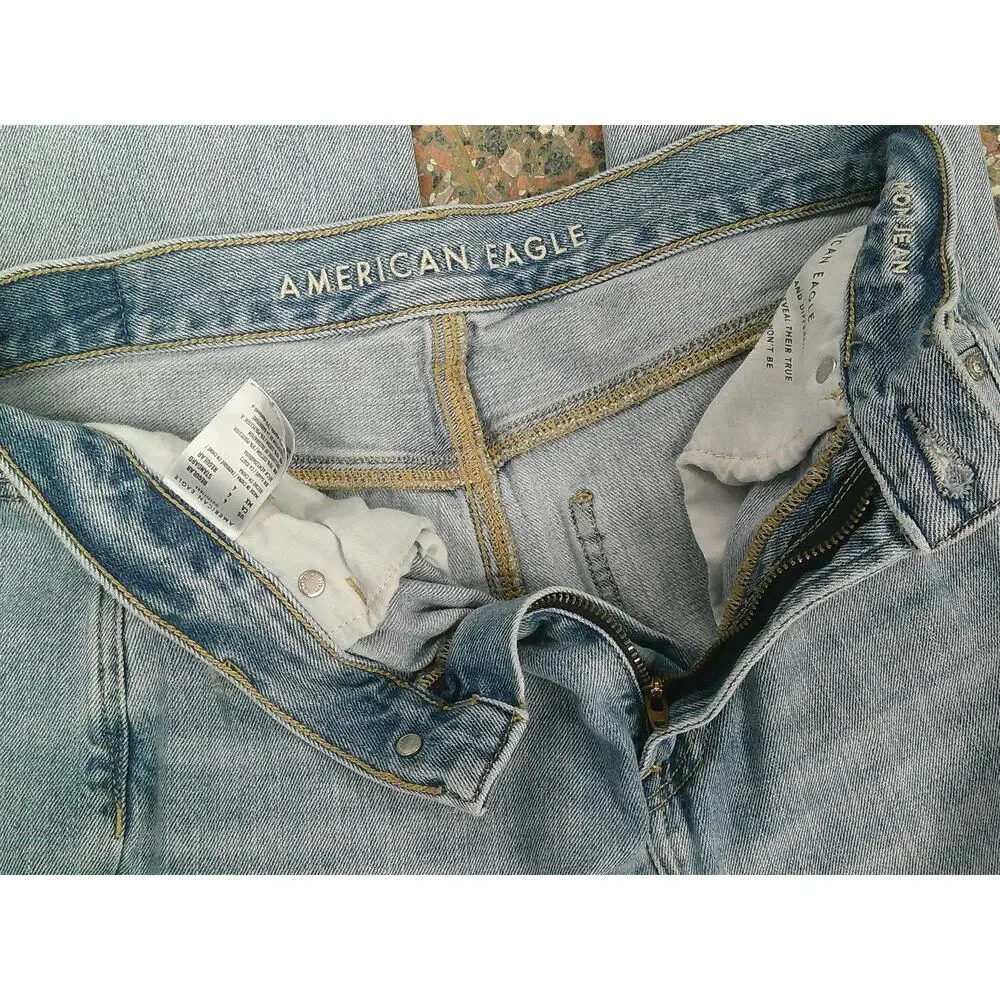 American Eagle AE Distressed Mom Jeans - Picture 7 of 8